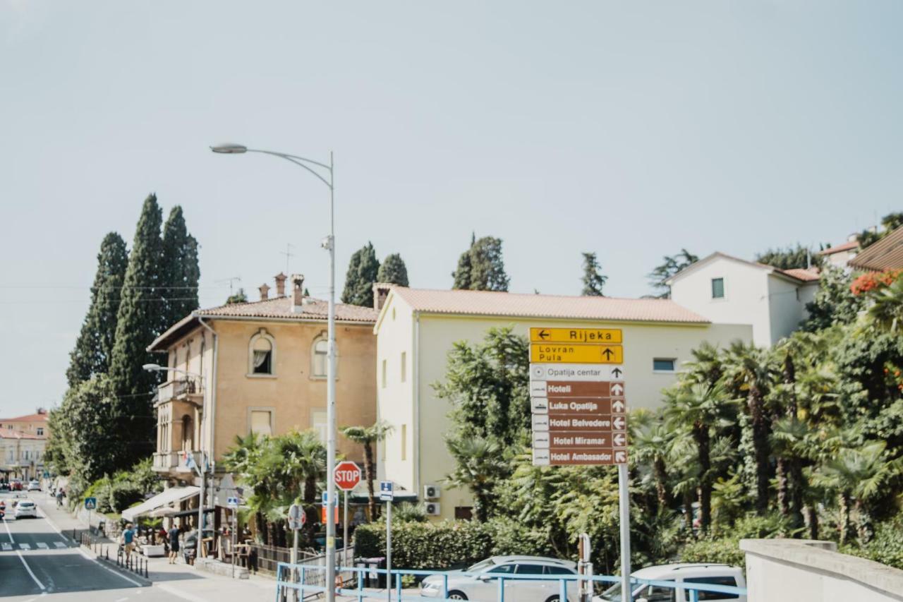 Apartment Andreja, Opatija City Center Kültér fotó